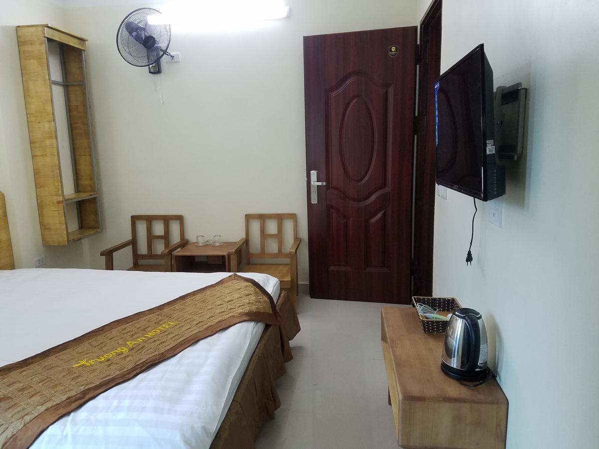 Truong An Hostel Viet Tri Esterno foto